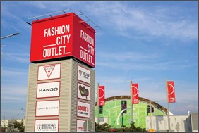 Fashion City Outlet: Ανοικτά τα εμπορικά καταστήματα την Κυριακή 16 Μαϊου 