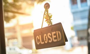 Εμπορικός Σύλλογος Λάρισας: Αδικία - Εκπτώσεις με κλειστά καταστήματα