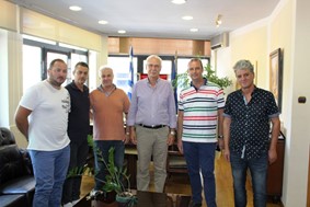 Στο δήμαρχο Απ. Καλογιάννη η νέα διοίκηση της ΕΠΣ Λάρισας