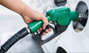 Λάρισα: Φλερτ της αμόλυβδης βενζίνης με τα 2 ευρώ