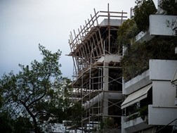 Ανοδικά η οικοδομή τον Απρίλιο – 81 άδειες στη Θεσσαλία 