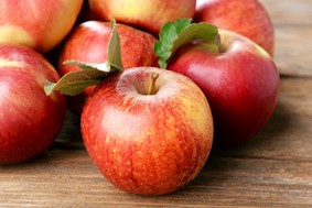 Τέλος Μαρτίου οι πληρωμές για την απώλεια εισοδήματος σε μήλα, κάστανα και ροδάκινα