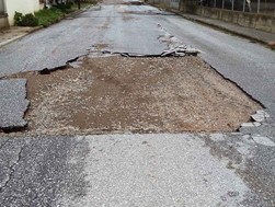 Αποκαθίστανται κατεστραμμένοι δρόμοι στη Νίκαια του Δήμου Κιλελέρ