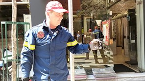 Λάρισα: Φίδι στο κέντρο της πόλης αναστάτωσε την αγορά 