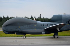 Κατασκοπευτικά και ιπτάμενα τάνκερ ΗΠΑ θα σταθμεύουν στη Λάρισα