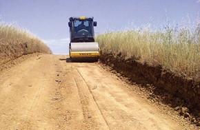 Νέα έργα αγροτικής οδοποιίας ύψους 4,2 εκατ. ευρώ σε περιοχές της Αγιάς 