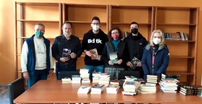 Το ΠΟΚΕΛ προσέφερε βιβλία στο 13ο Λύκειο Λάρισας 