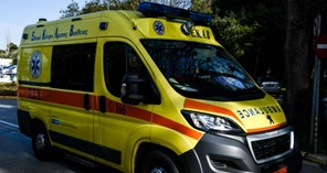 Tραυματίστηκαν μητέρα και παιδί σε τροχαίο στην Βαμβακού Φαρσάλων