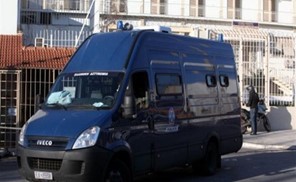 Ακινητοποιημένα τρία μεταγωγικά οχήματα στη Λάρισα – Παρέμβαση της Ένωσης Αστυνομικών
