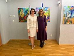 Η Στέλλα Μπίζιου με τη νέα Πρέσβη της Δημοκρατίας της Σλοβακίας στην Ελλάδα Marcela Hanusova