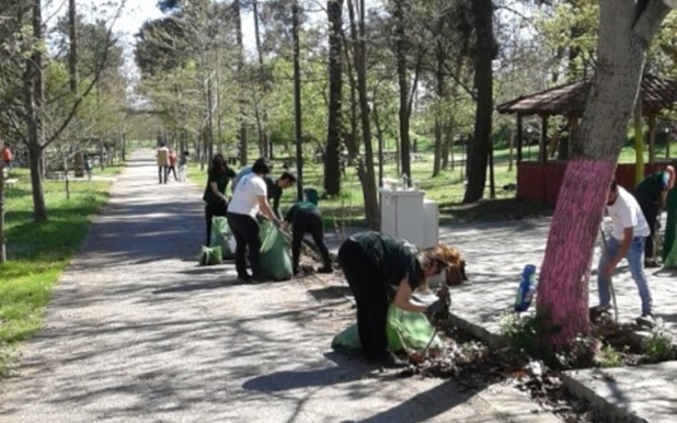 Πανστρατιά για ένα καθαρό περιβάλλον στη Λάρισα (Εικόνες)
