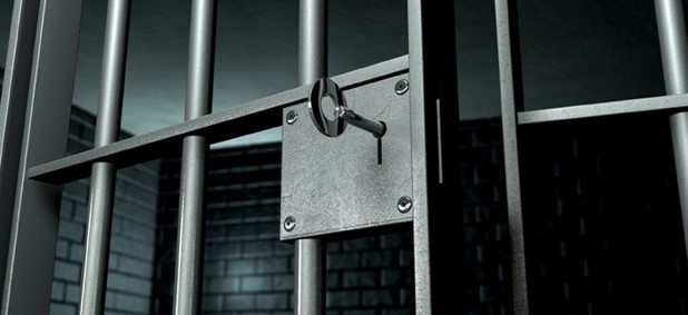 Στη φυλακή 65χρονος Λαρισαίος συνταξιούχος εφοριακός για ασέλγεια σε κοριτσάκια