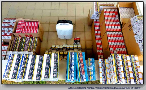 Εντοπίστηκαν σε κρύπτη αποθήκης χιλιάδες πακέτα λαθραίων τσιγάρων - Δύο συλλήψεις στη Λάρισα 