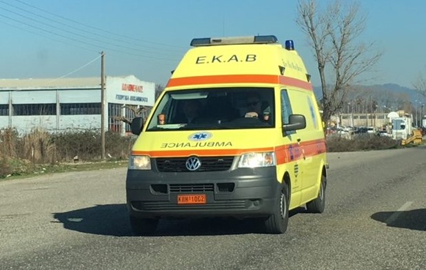 Tροχαίο με σύγκρουση οχημάτων στη Λάρισα - Ενας τραυματίας 